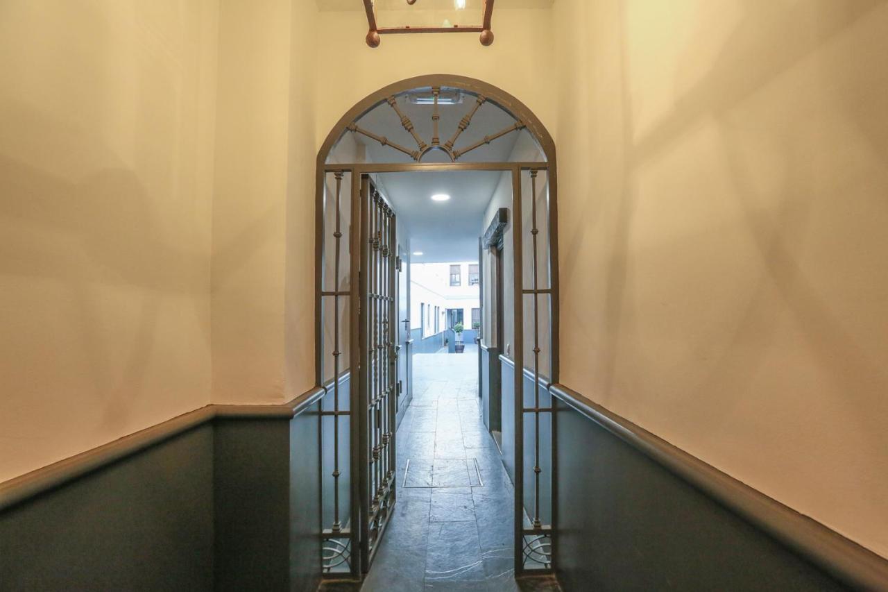 Apartamento Alfareria 塞维利亚 外观 照片